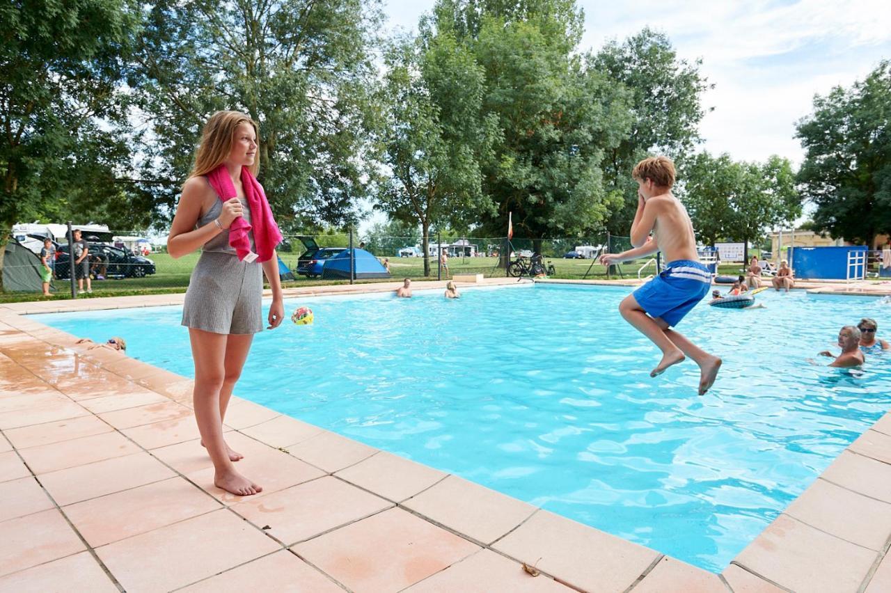 Camping Aux Rives Du Soleil Pont-de-Vaux Esterno foto