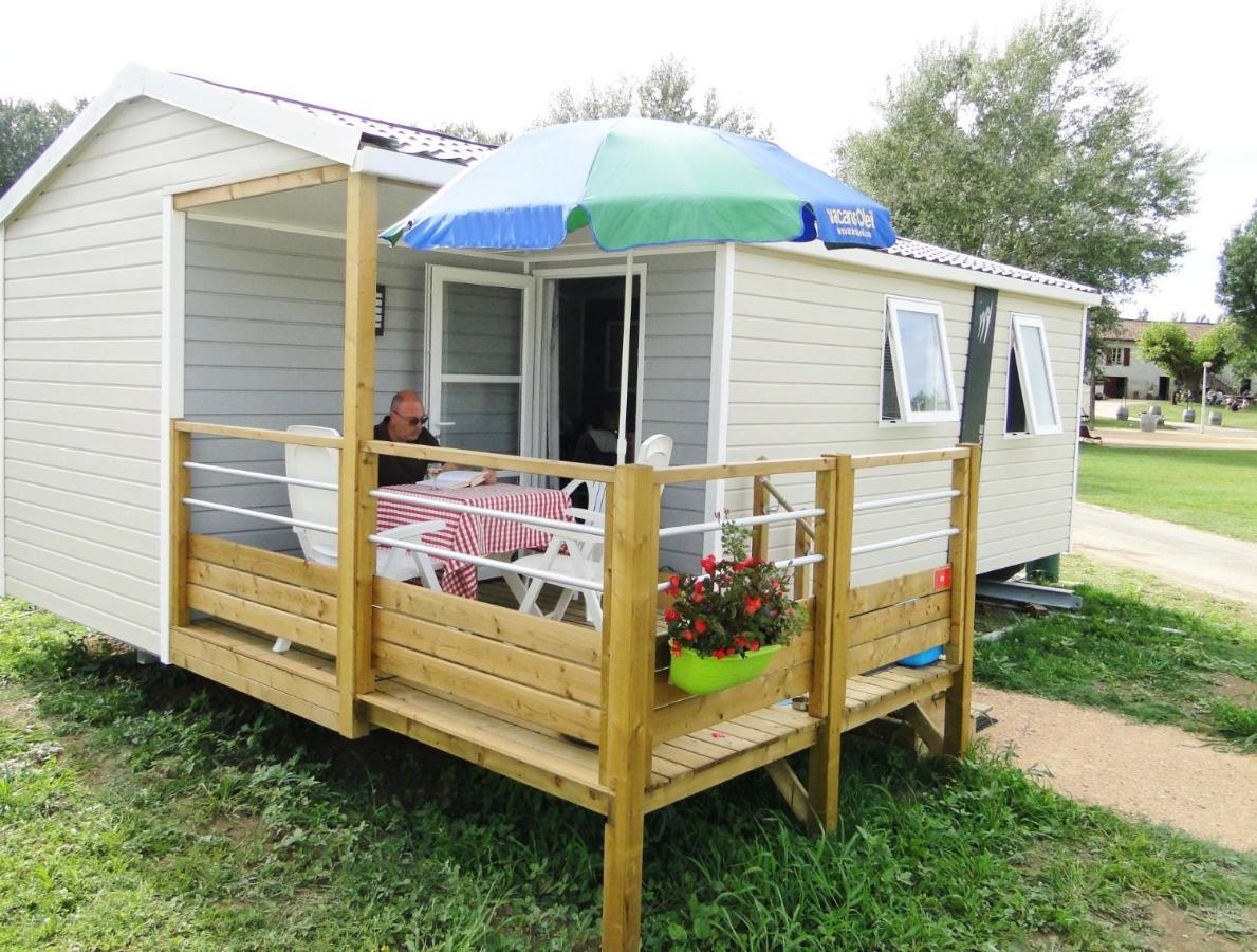 Camping Aux Rives Du Soleil Pont-de-Vaux Esterno foto