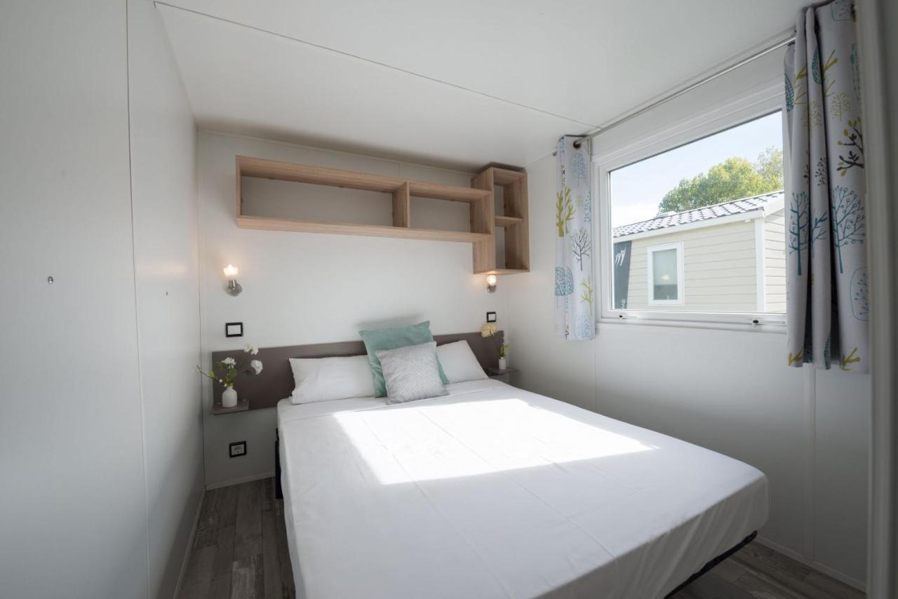 Camping Aux Rives Du Soleil Pont-de-Vaux Esterno foto