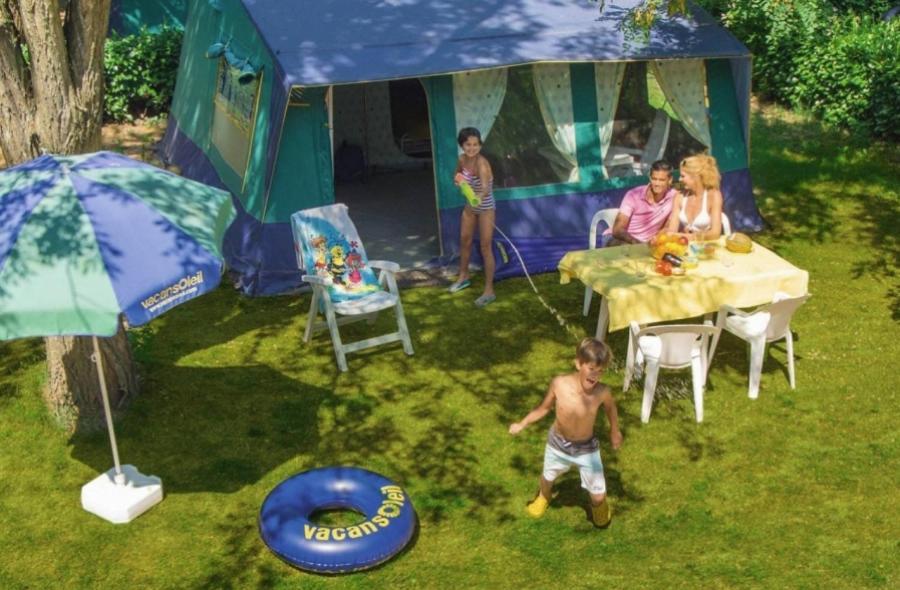 Camping Aux Rives Du Soleil Pont-de-Vaux Esterno foto