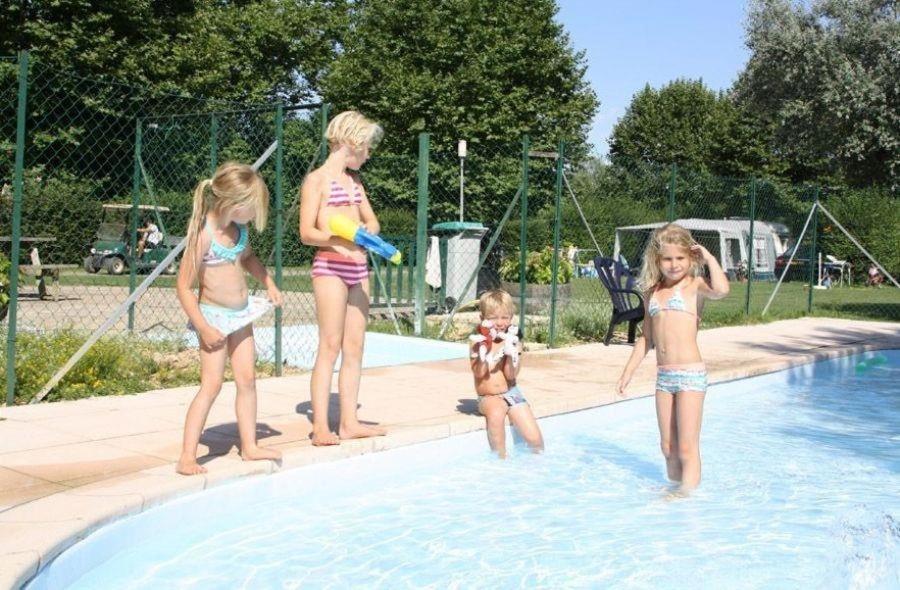 Camping Aux Rives Du Soleil Pont-de-Vaux Esterno foto